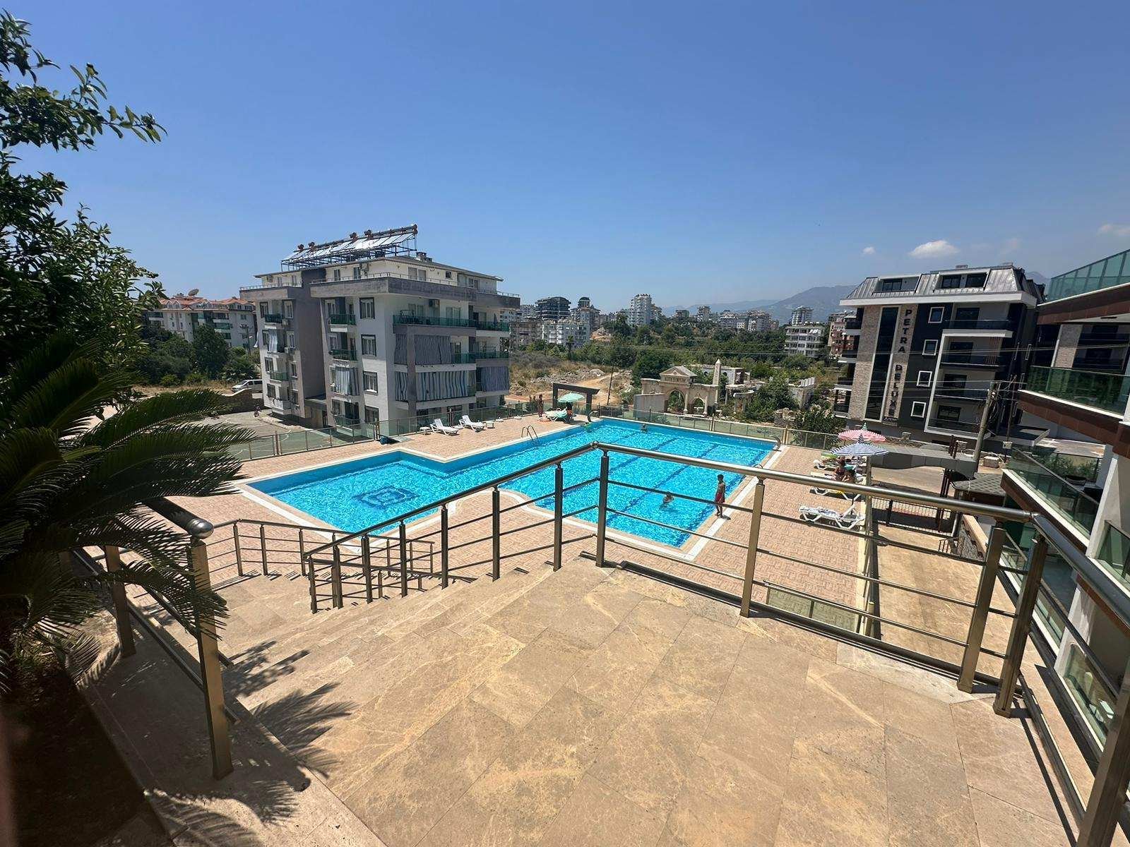 Garten-Maisonette-Wohnung in Alanya 10