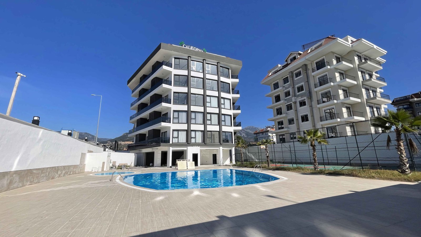 Alanya Kestel: Alanya Kestel’de 1+1 Satilik Daire | 52 m² | Luks Site Icinde | Denize 170 m 